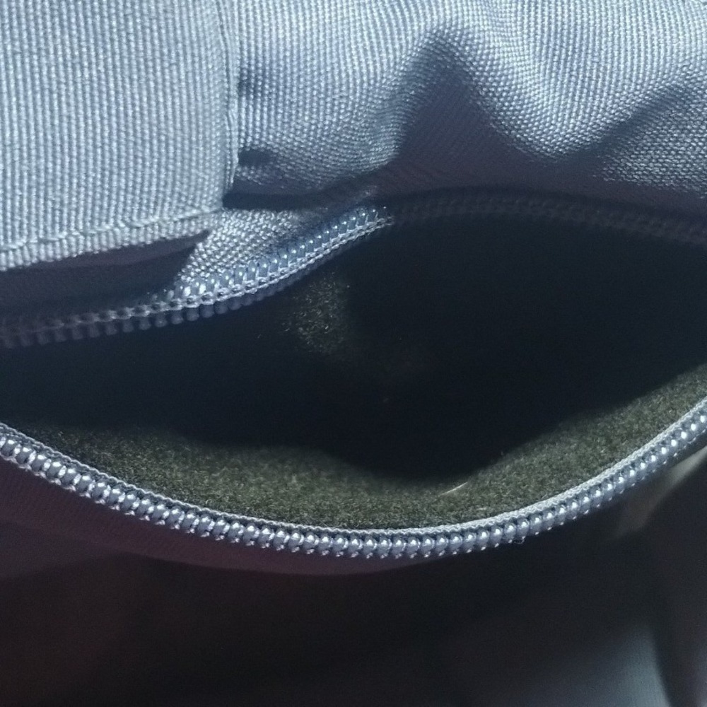 Blue Square Commuter Backpack with 15in Laptop Sleeve and Hydration Pocket - Picture 2 of 9